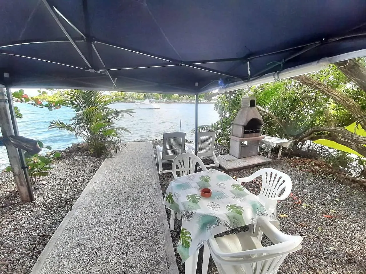 Appartement Plezi Location F3 Au Bord De Mer, Trois-Ilets à Les Trois-Ilets Martinique