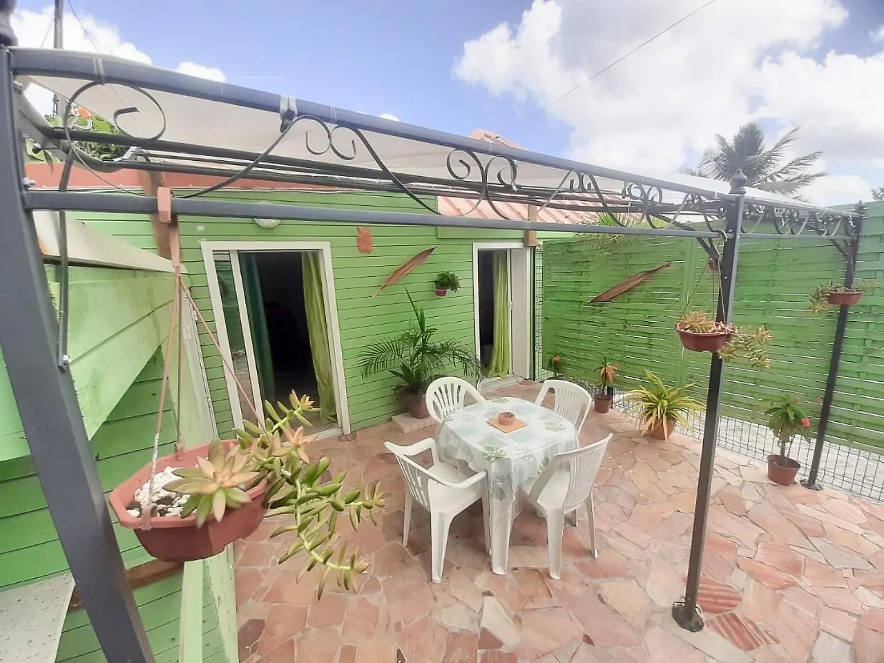Appartement Plezi Location F3 Au Bord De Mer, Trois-Ilets à Les Trois-Ilets 0*,  Martinique